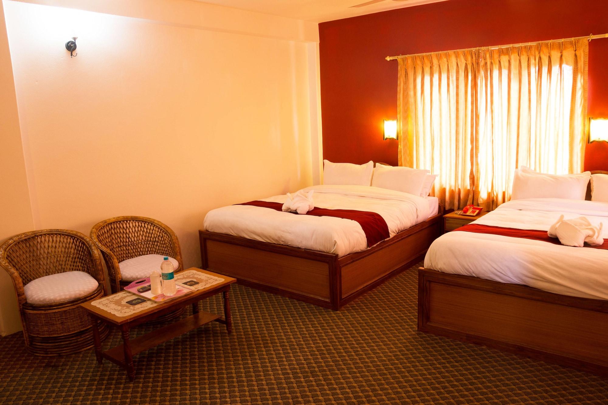 Hotel River Park Pokhara Exteriör bild